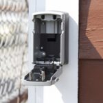 Master Lock 5441EUREC Bluetooth Key Lock Box - Image 10