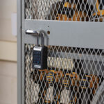 Master Lock 6400EURLJENT Bluetooth Outdoor Padlock - Image 5