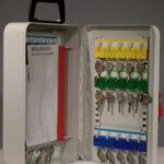 System 30 Key Cabinet With Handle Key Lock - Image 2