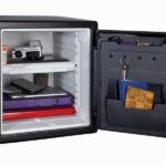 Master Lock 2 Hour Digital Fire Safe X Large LTW123GTC - Image 3